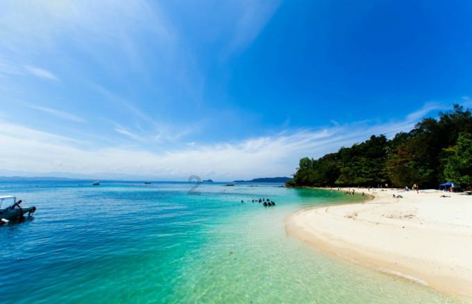 全力服务地方经济社会发展以农业政策性金融活水润泽邢襄大地