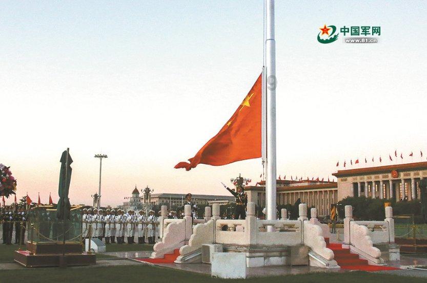 当36岁方媛和29岁吉娜站在一起，我才彻底明白，美人在骨不在皮