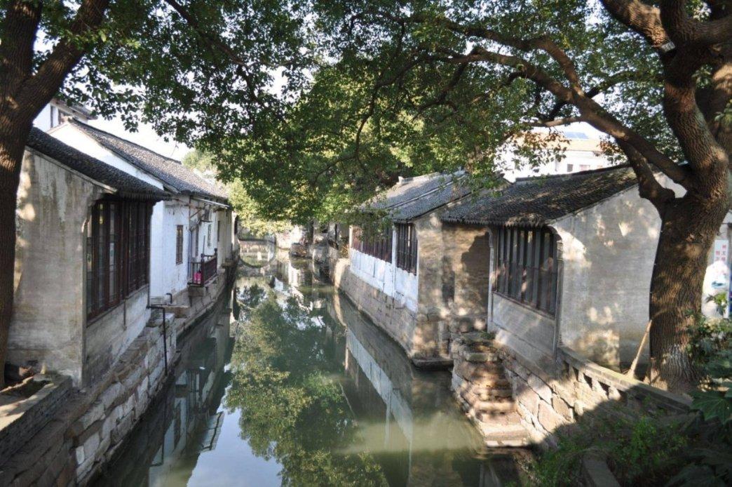 怎么让两个鼠标互不干扰游戏画面