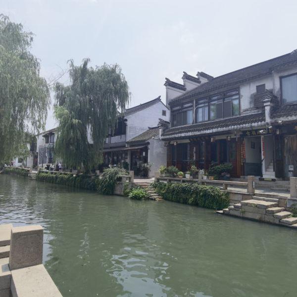 发现趣闻事,畅聊交友,尽在打狂犬疫苗对狗狗有伤害吗?红迪网平台