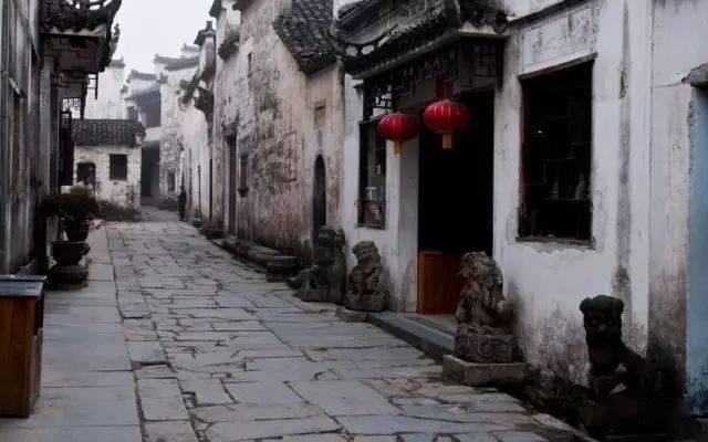 时尚女装设计师